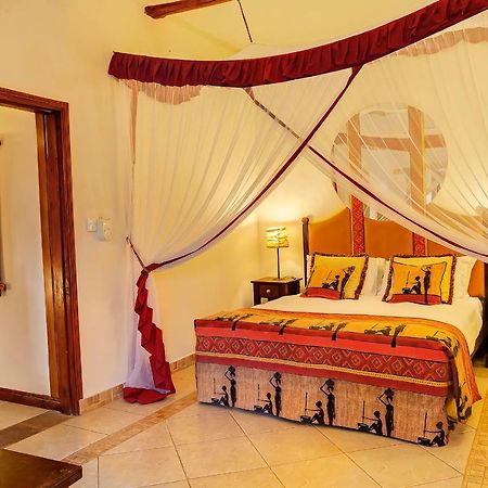 Hotel Afrochic Diani Ukunda Zewnętrze zdjęcie