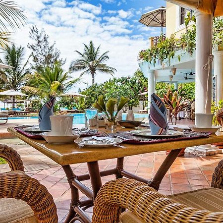 Hotel Afrochic Diani Ukunda Zewnętrze zdjęcie